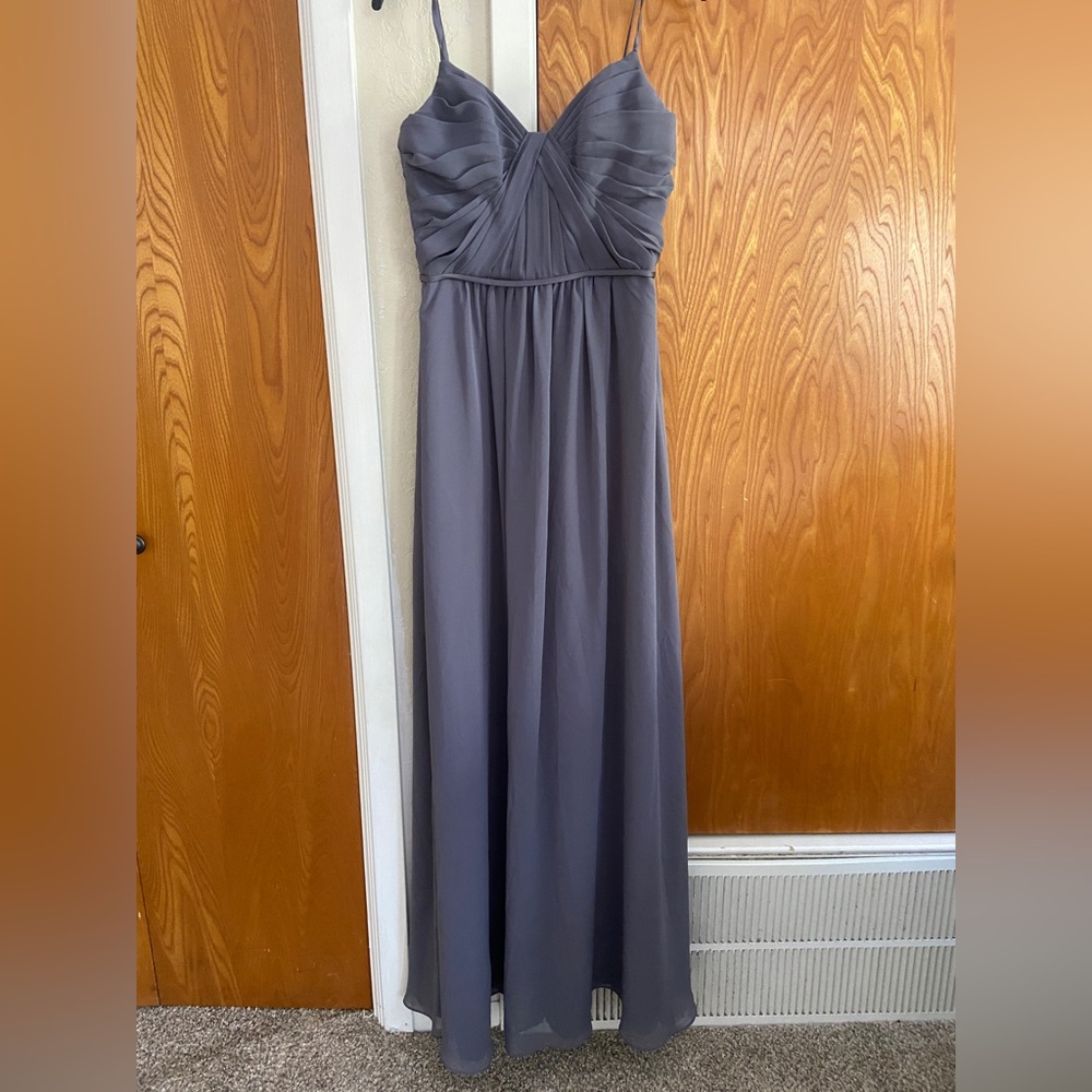 Formal dress / bridesmaids dress